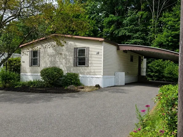 10 Clayton Dr, West Springfield, MA 01089