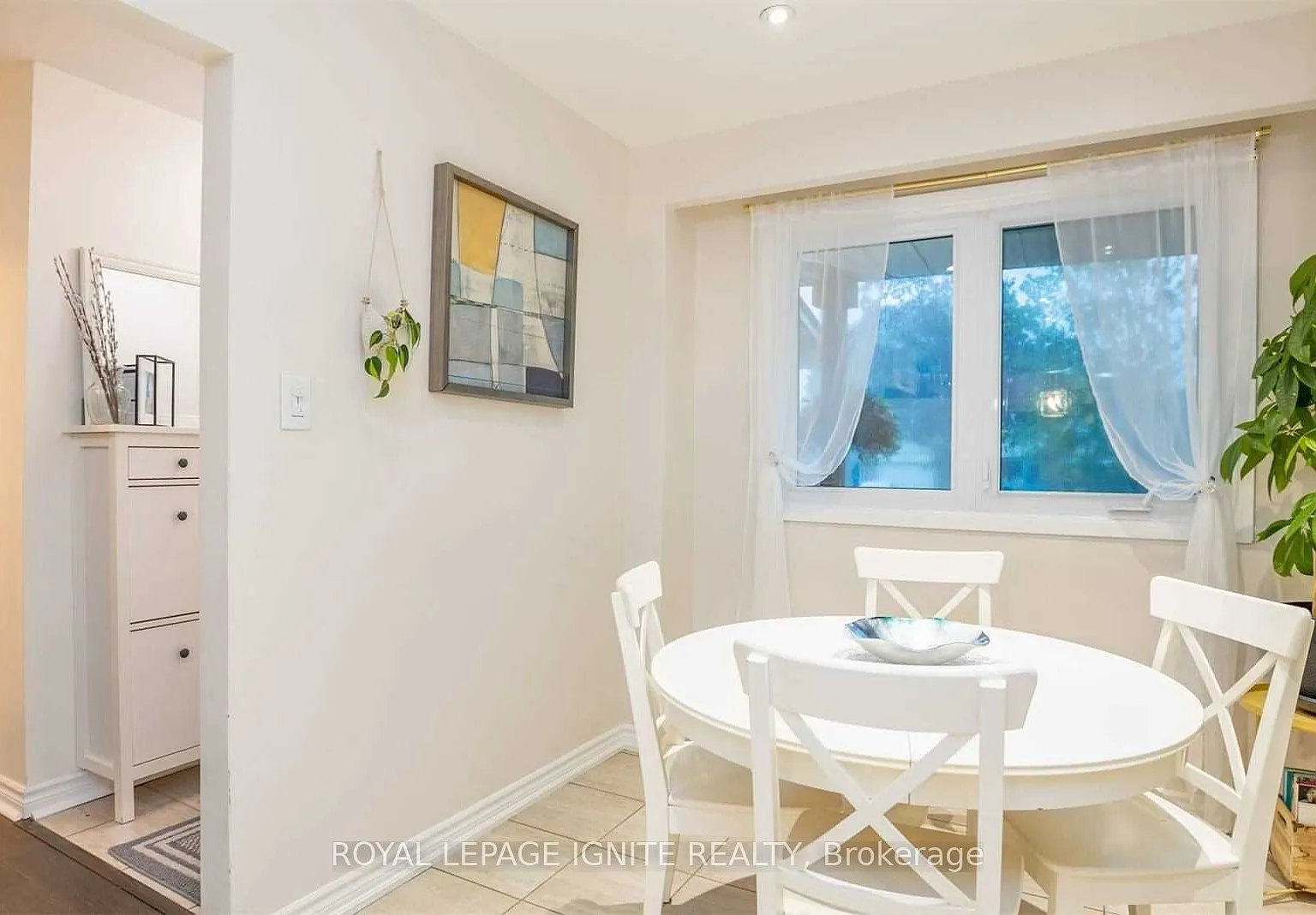 4 bed, $3,100 — Photo 3