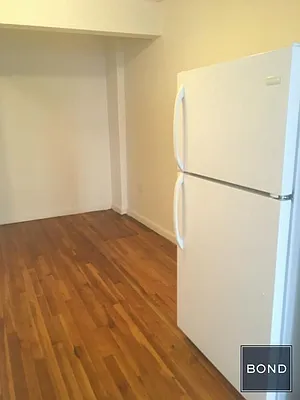 Rented by Bond New York | media 3