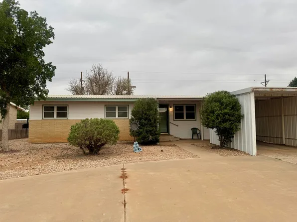 705 E Broadway St, Denver City, TX 79323