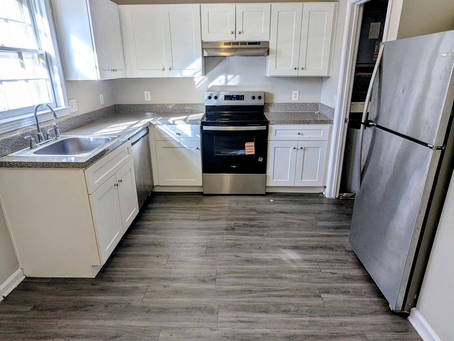 736 Holder Drive - 1 — Photo 3