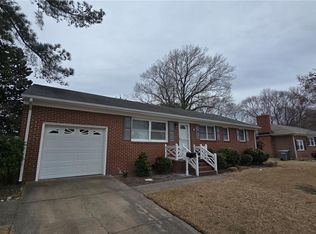 111 Bonwood Rd, Hampton, VA 23666