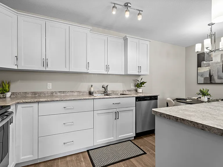 819 Chester Rd — Photo 24