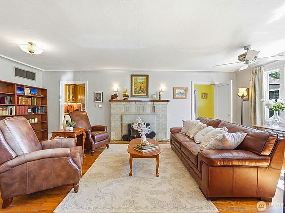 5th image of 211 S 15th Street