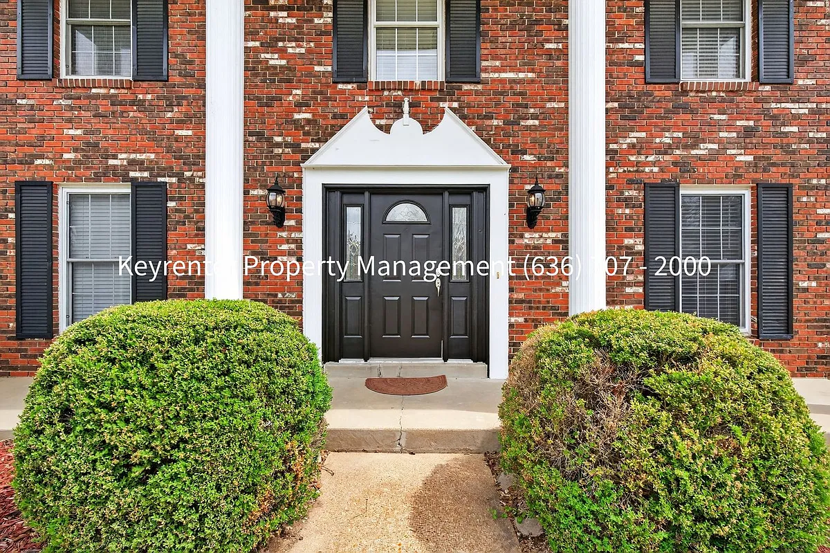 Building Photo - 15362 Olive Blvd