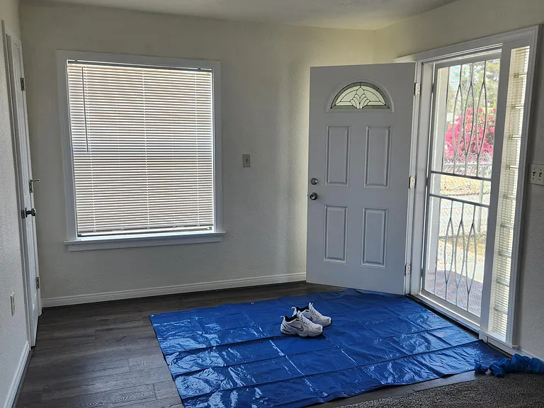 10567 Ohio St — Photo 26