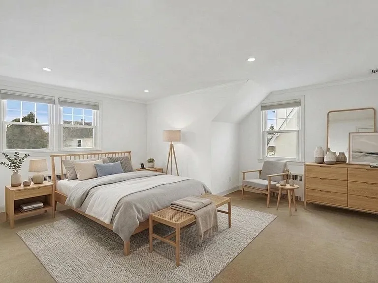 59 Shelley Ave — Photo 9