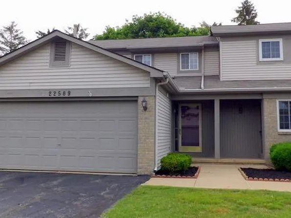 22509 Silver Creek Dr, Woodhaven, MI 48183