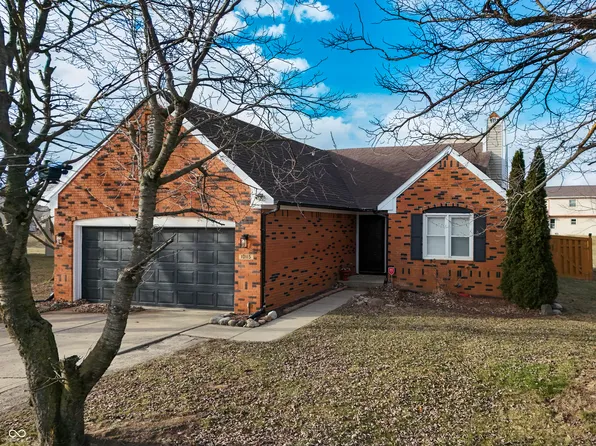 10115 Park Ridge Dr, Indianapolis, IN 46229