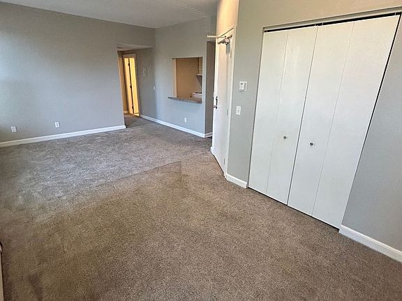 4th image of 728 E 16th St APT 23