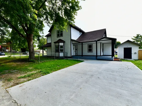 201 Academy St, Greenwood, IN 46143
