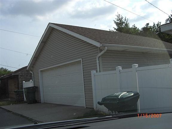 5th image of 2409 New York Ave