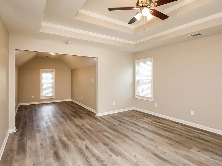 655 Suwanee Lakes Cir — Photo 11