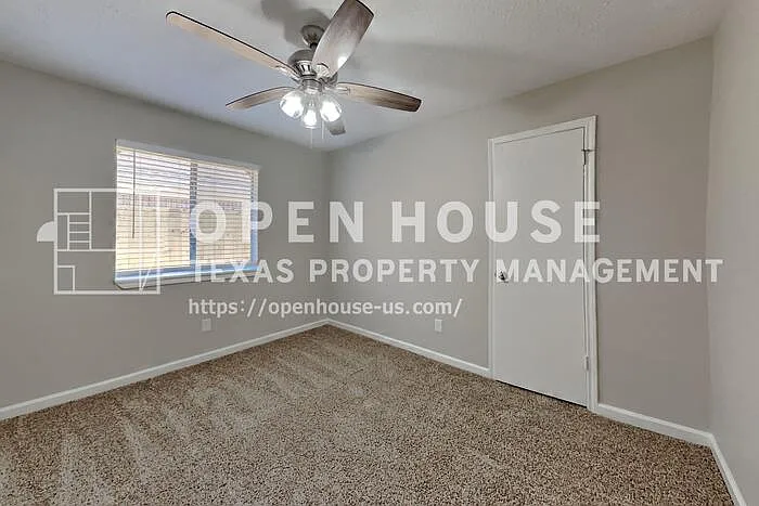 2314 Pebbledowne Cir — Photo 15