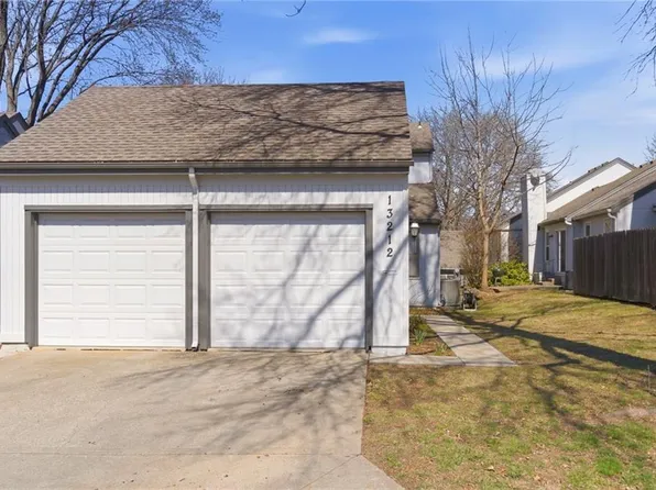 13212 W 67th St, Shawnee, KS 66216