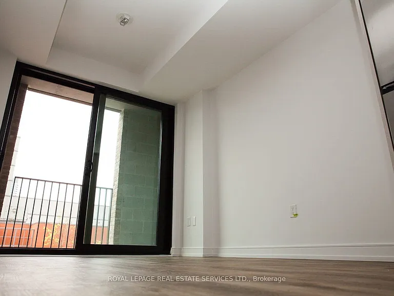 1 Jarvis St #315 — Photo 6