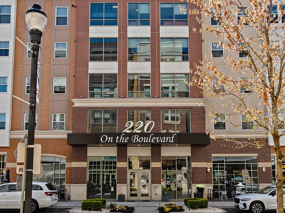 220 Rowan Boulevard