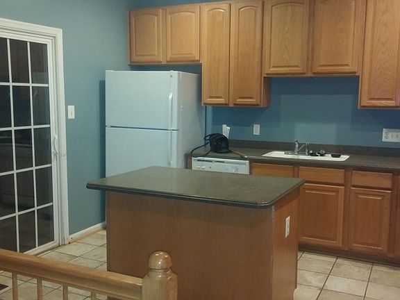 4th image of 18202 Roy Croft Dr