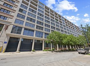 (Undisclosed Address), Chicago, IL 60610