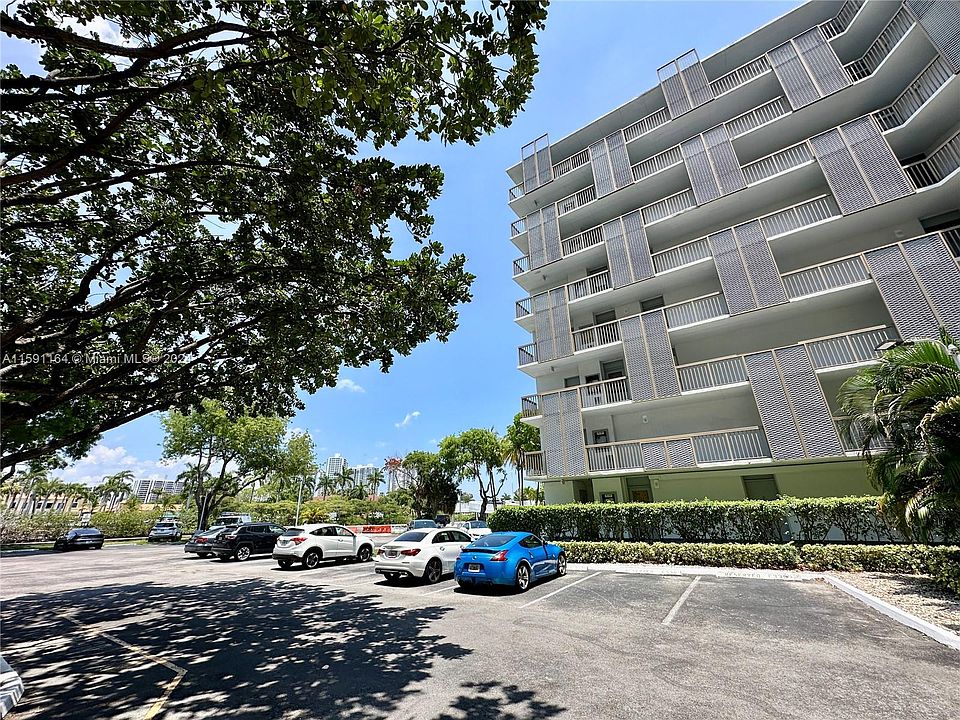 panapana Jones Stephens A05-027 Plastic Snap In Access Panel, 1/2-Inch x 6