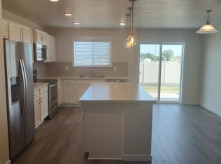 12334 Varga St, Caldwell, ID 83607