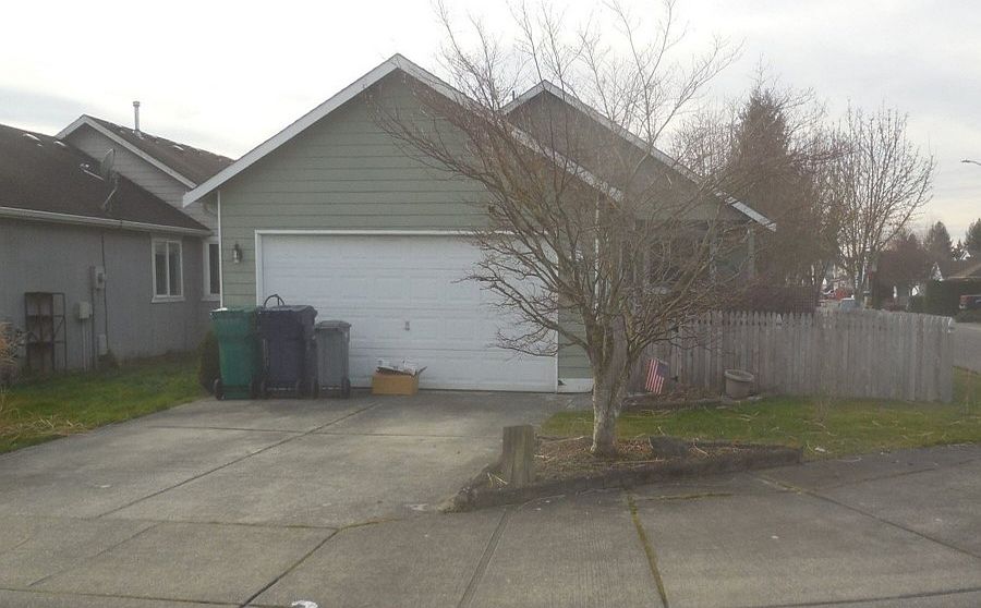 1st image of 10512 59th Dr NE