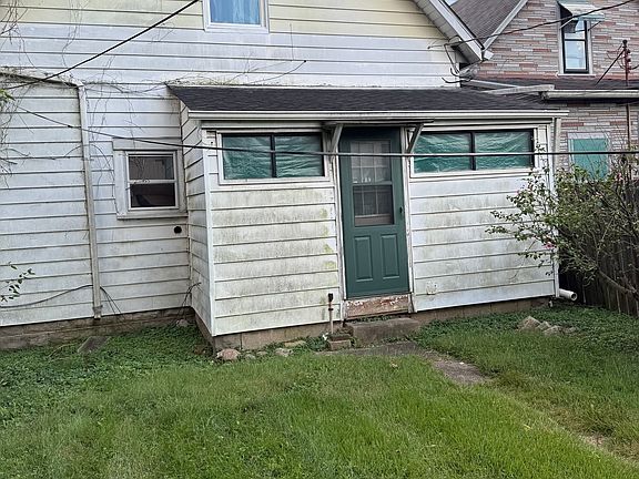 4th image of 2506 Prospect St