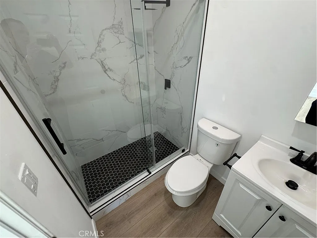 Studio, 400 sqft, $1,999 — Photo 4