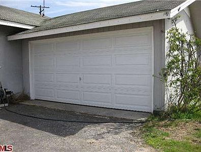 4th image of 21630 Bernice Ave
