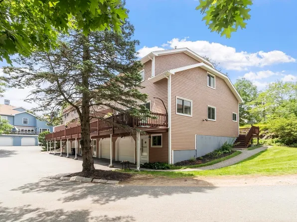 13 Nightingale Ln #13, Salem, MA 01970
