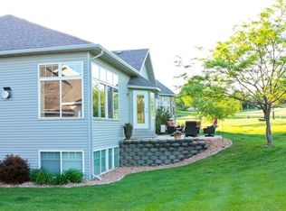 3326 Eagle Ridge Dr W, Willmar, MN 56201