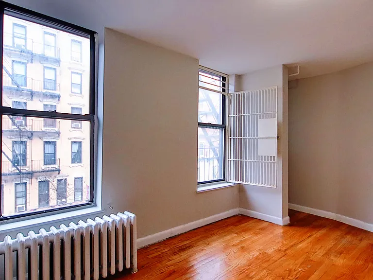 102 Saint Marks Pl #8 — Photo 2