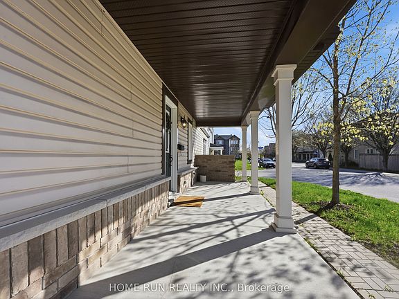 3rd image of 253 Cayman Rd