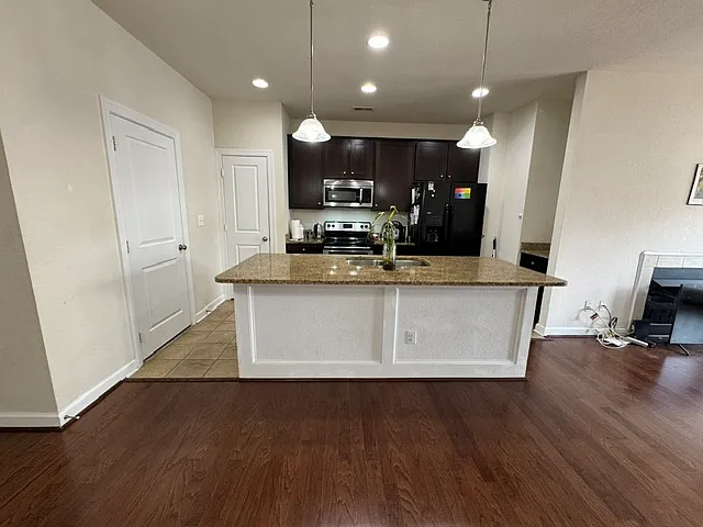 4353 Cattail Ln — Photo 7