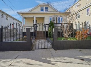 293 Webster Ave, Cranston, RI 02920