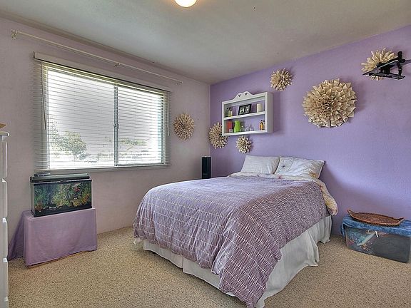 5th image of 5141 San Vicente Dr