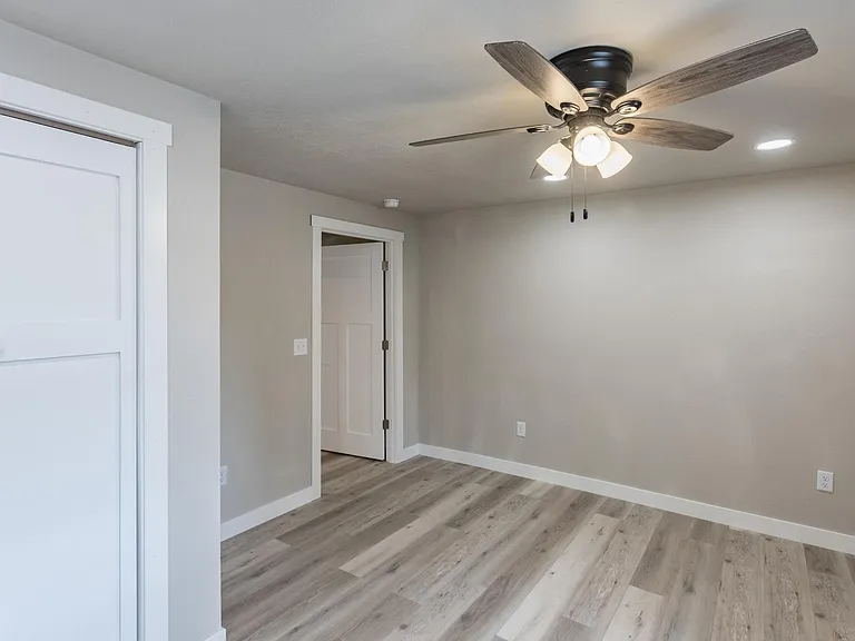 2504 Roemer Ave #1 — Photo 10