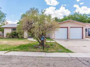 1905 Camelot Dr, Las Cruces, NM 88005