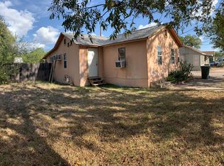 502 N High St, Uvalde, TX 78801