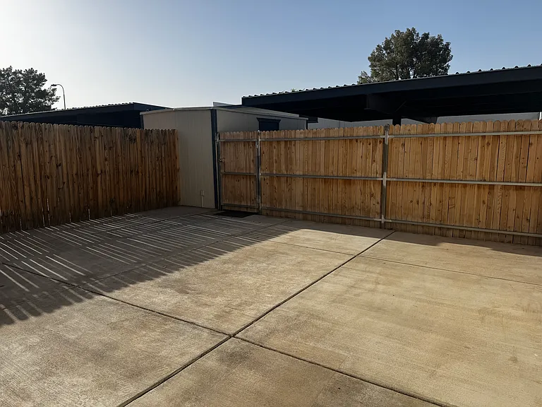 5405 W Echo Ln — Photo 18