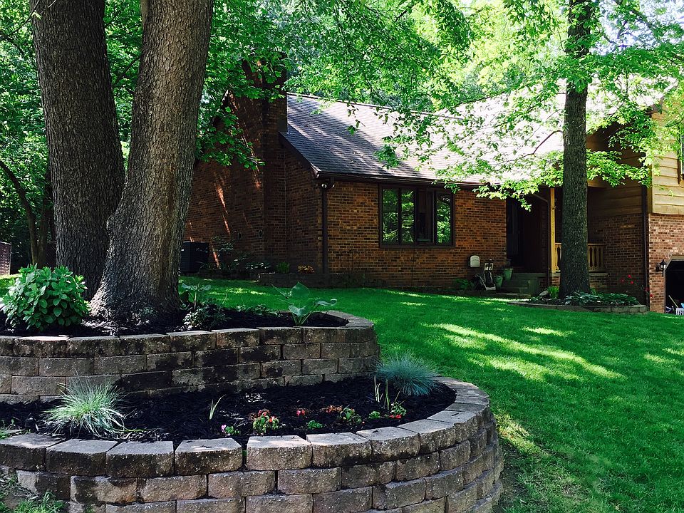 1st image of 5277 Woodridge Dr