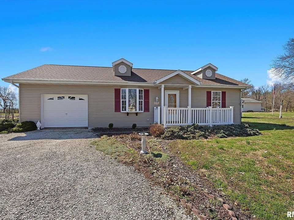 1st image of 10 Mallard Dr