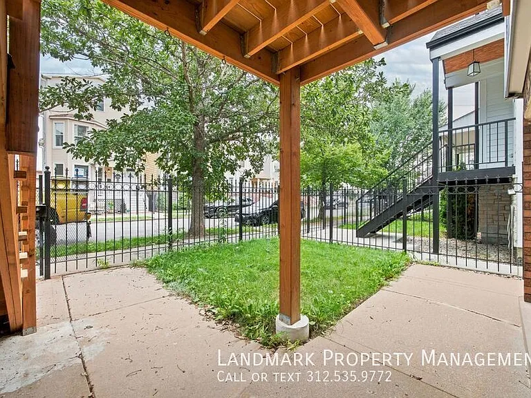 2962 N Allen Ave #2 — Photo 32