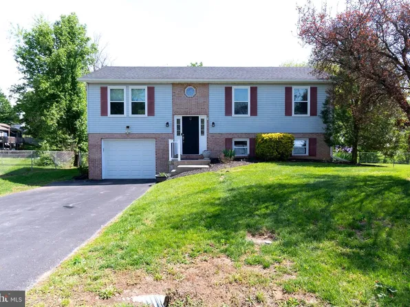 23 Silene Ter, Martinsburg, WV 25404