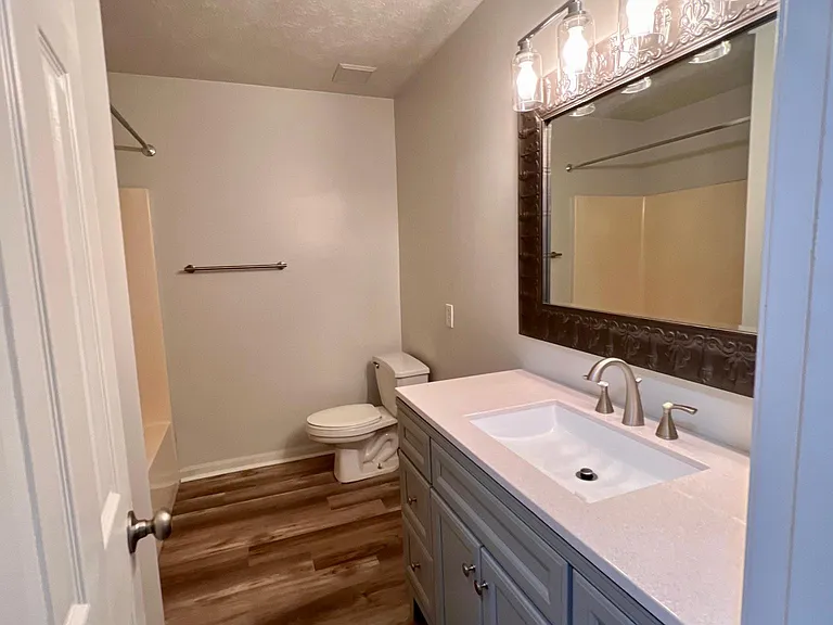 17 Sagefield Cv — Photo 7