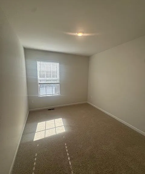 148 Rae Ct — Photo 4