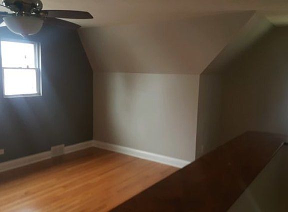 5th image of 5045 W Monroe St Unit 2