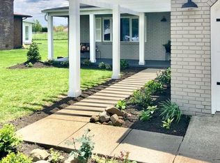111 Claren Dr, Heath, OH 43056