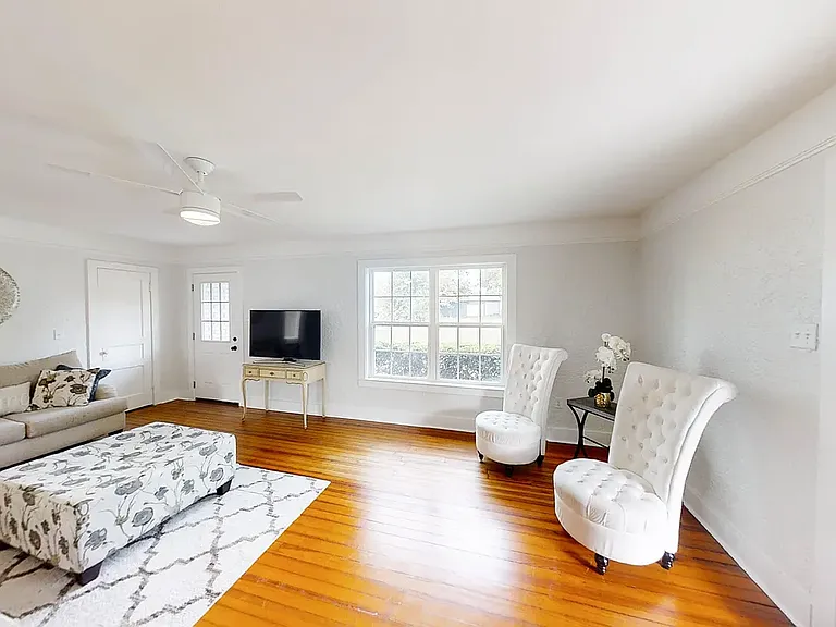 2703 Bullis Ave — Photo 3