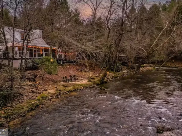 25 Kayak Village Dr #4, Ellijay, GA 30536